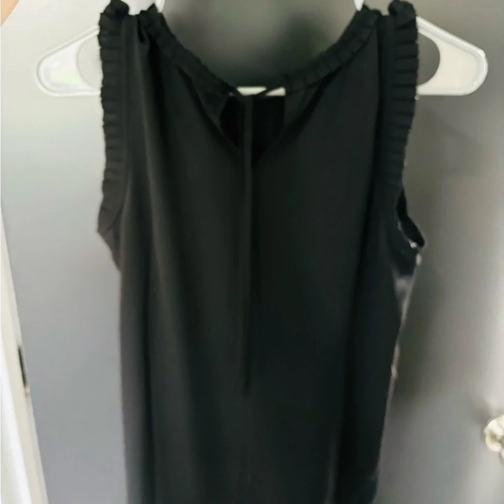 J. Crew Black Scoop Neck Sleeveless Tank Top - Picture 4 of 4
